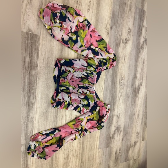 Abercrombie and Fitch floral blouse xs - Picture 3 of 5